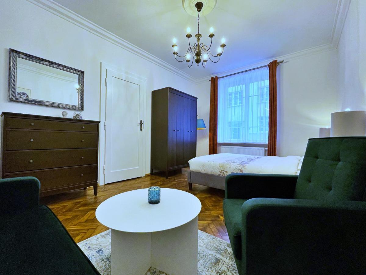 Апартаменти Rzeszowska 5 Apt. 3 Краків
