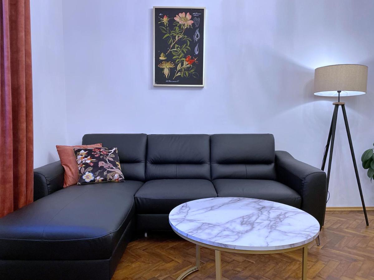 Rzeszowska 5 Apt. 3 Краків