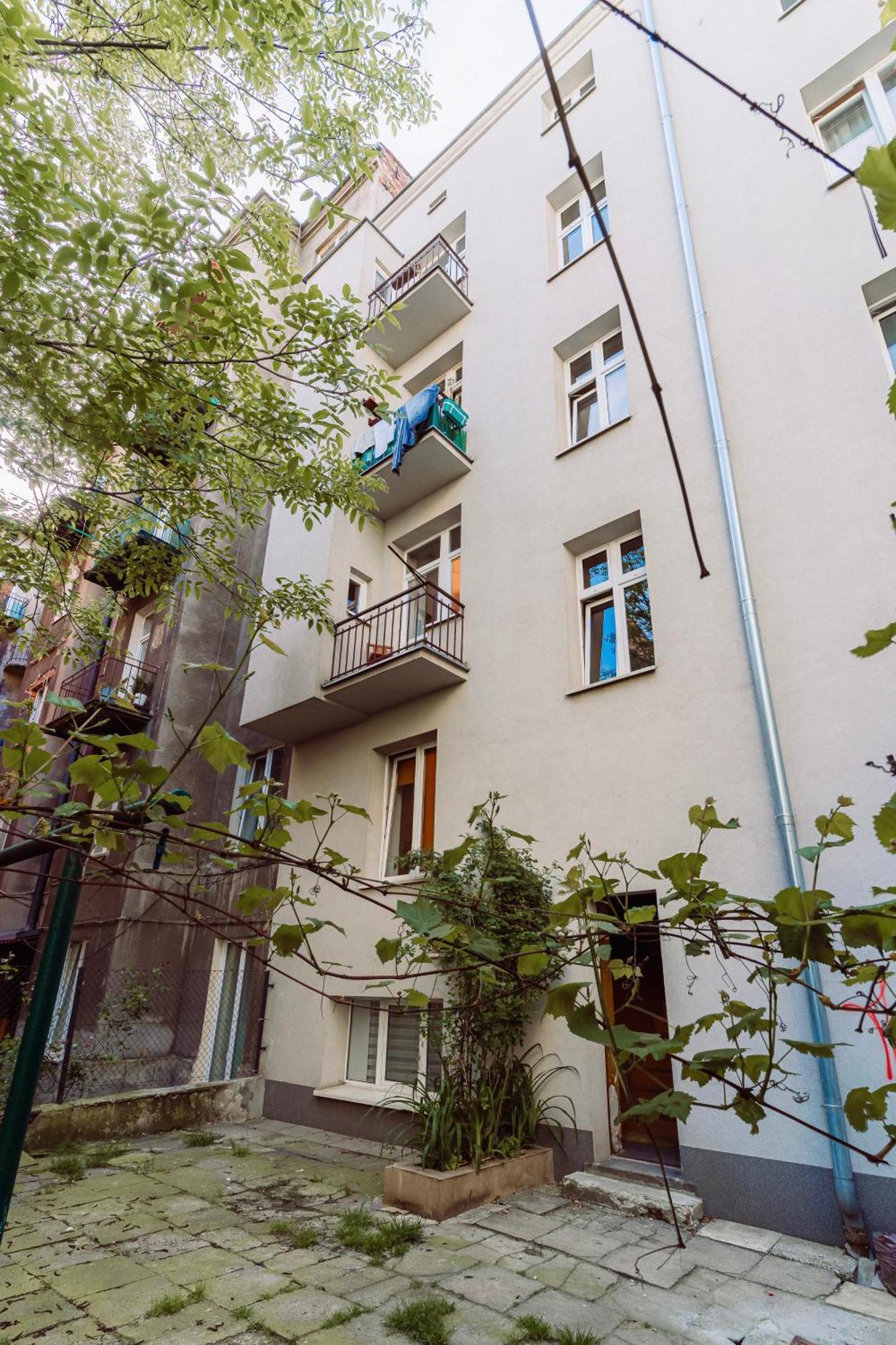 Rzeszowska 5 Apt. 3 * Краків